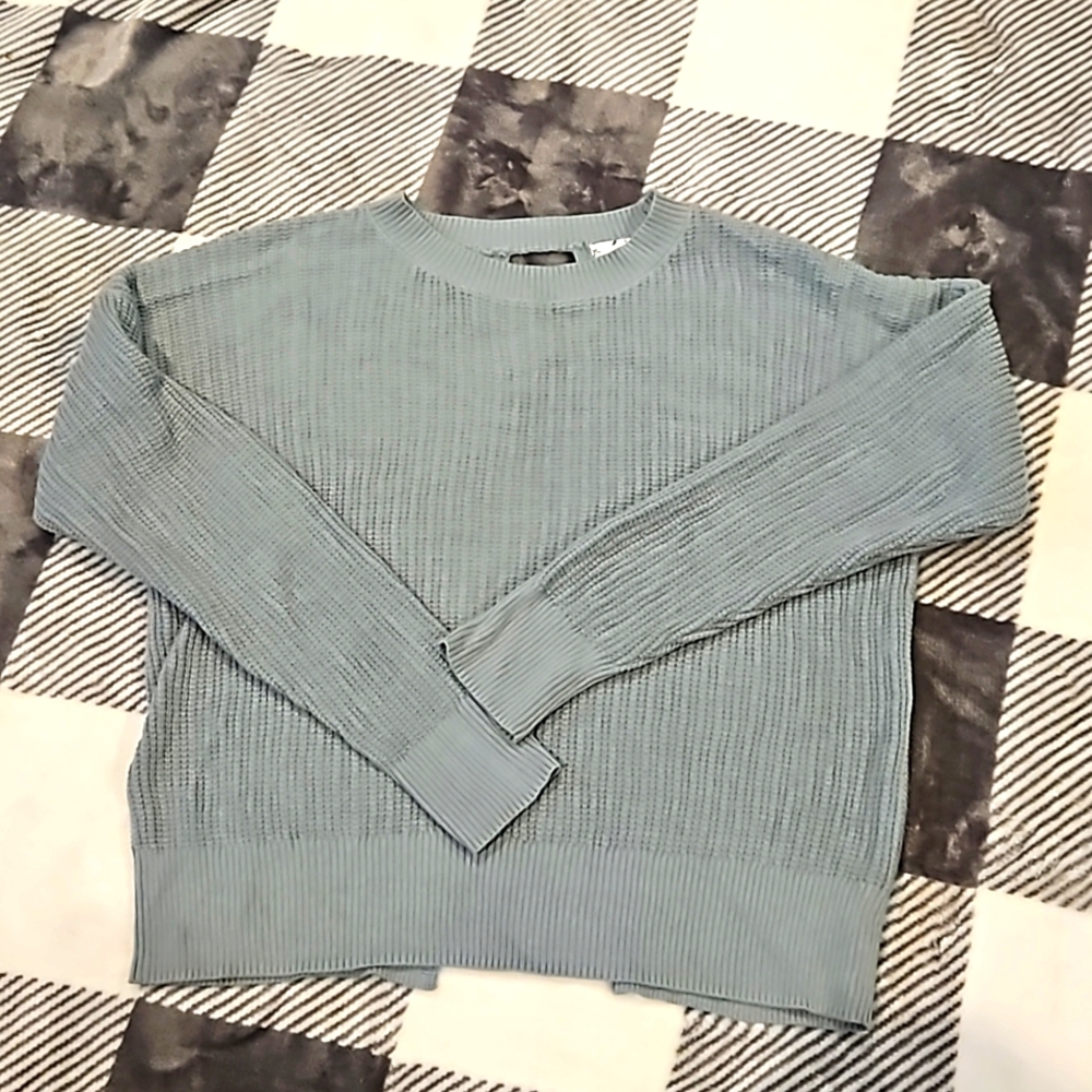 Pink Rose Sweater (bundle 3 for $30)